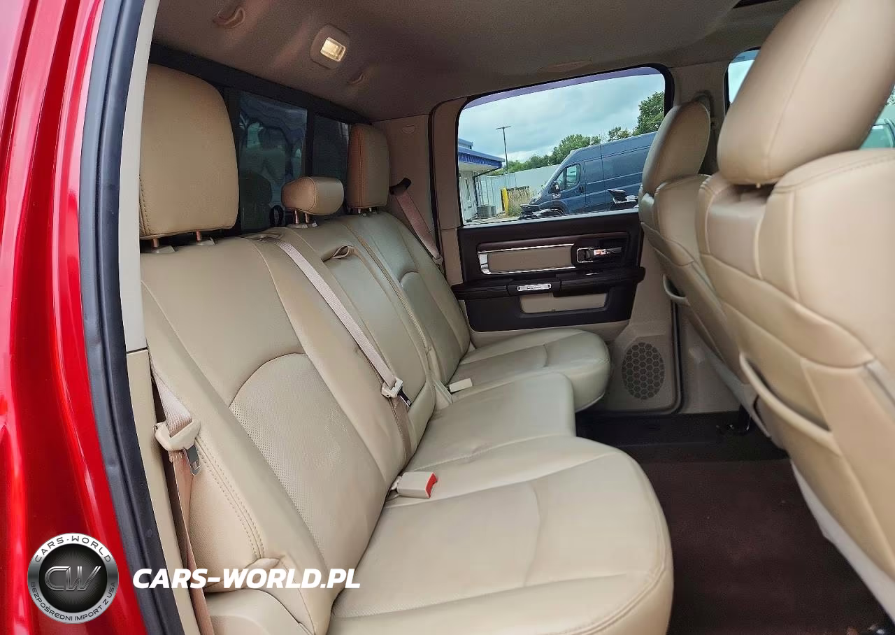 2015 Ram 1500 Laramie VIN:1C6RR7NM7FS665600 - 10