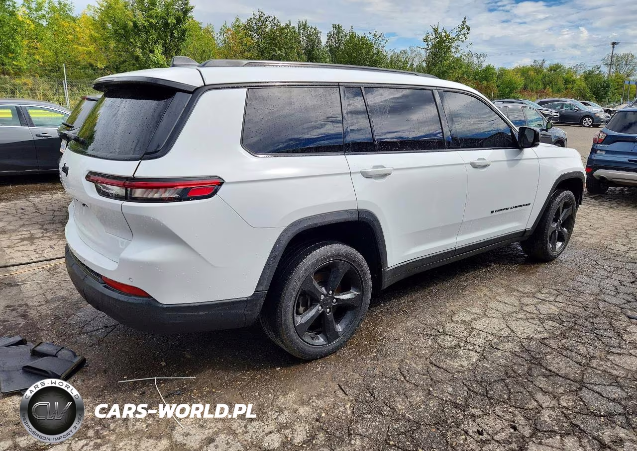 2022 Jeep Grand Cherokee L Altitude 4X4 VIN:1C4RJKAG2N8559019 - 3