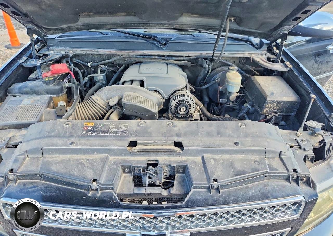 2011 Chevrolet Avalanche Ltz VIN:3GNTKGE31BG306472 - 11
