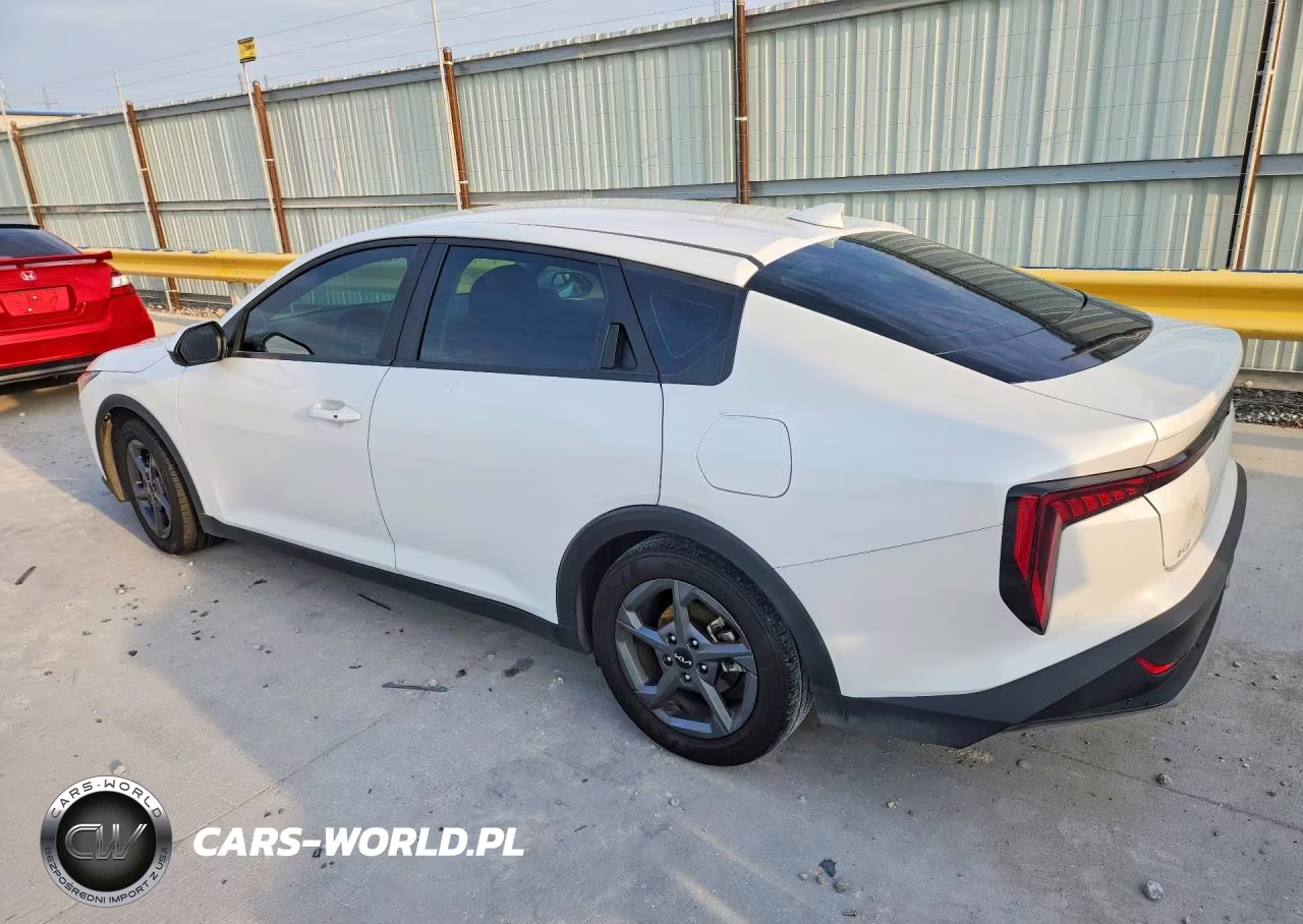 2025 Kia K4 Lxs VIN:3KPFT4DE2SE132864 - 2