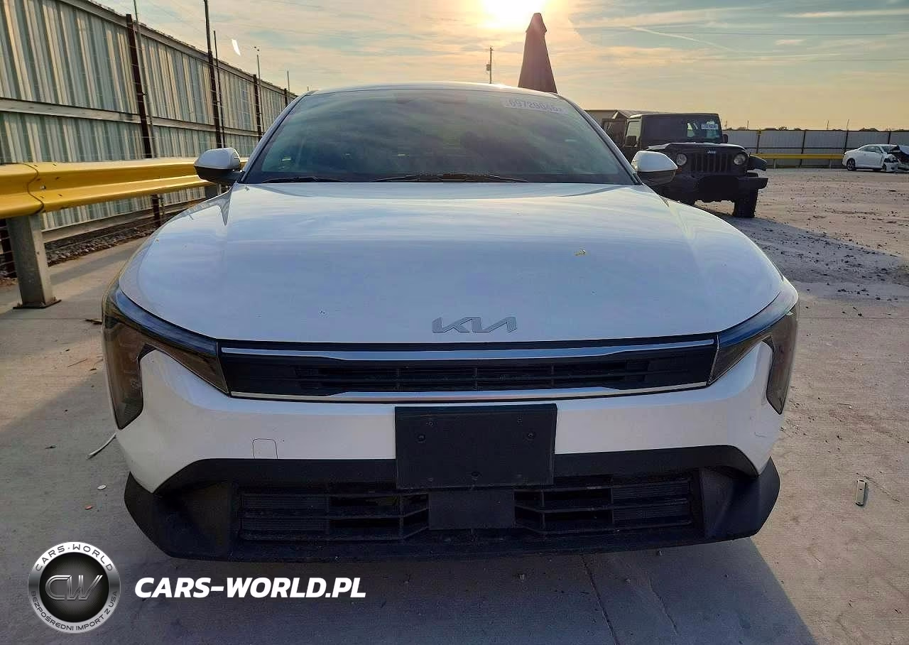 2025 Kia K4 Lxs VIN:3KPFT4DE2SE132864 - 5