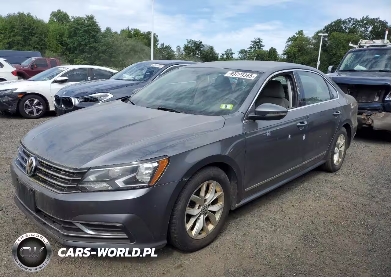 2016 Volkswagen Passat S