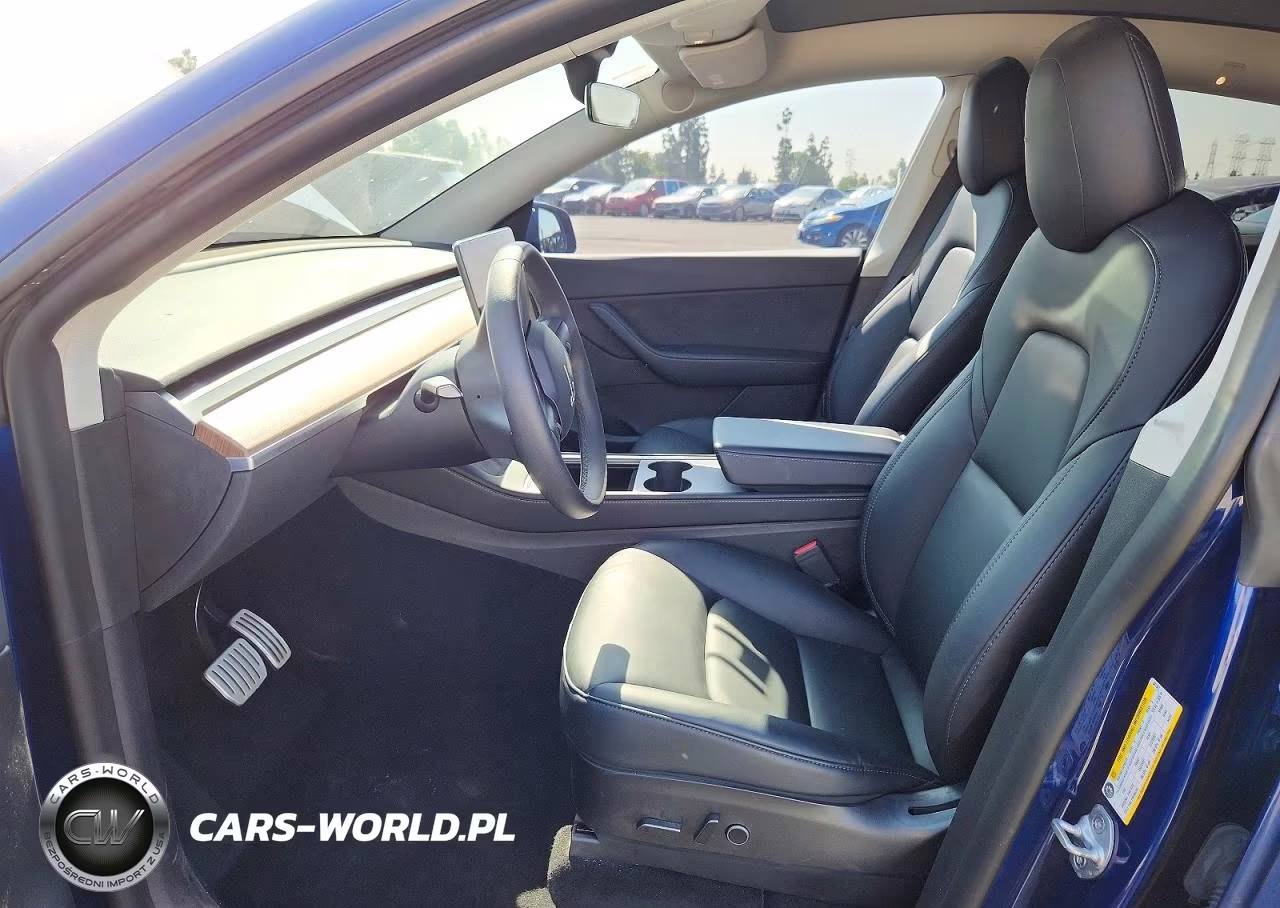 2022 Tesla Model Y VIN:7SAYGDEF9NF501547 - 7