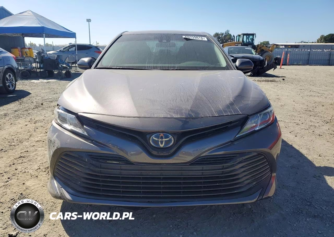 2020 Toyota Camry Le VIN:4T1C31AK4LU013840 - 5