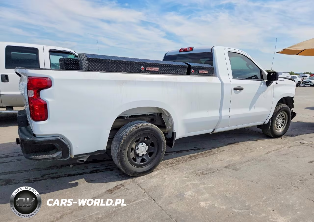 2024 Chevrolet Silverado C1500 VIN:3GCNAAEK1RG123379 - 3