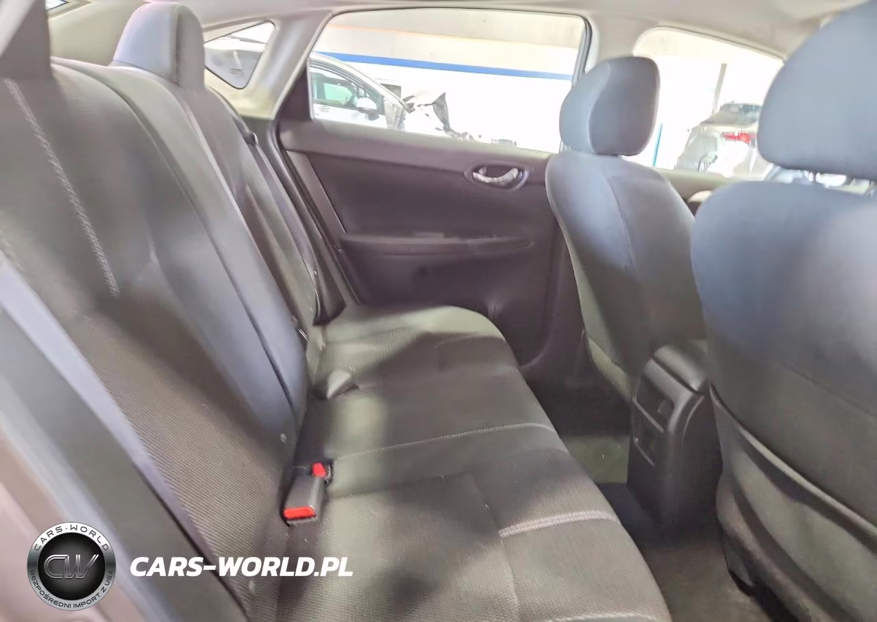2018 Nissan Sentra S VIN:3N1AB7AP3JY250989 - 10