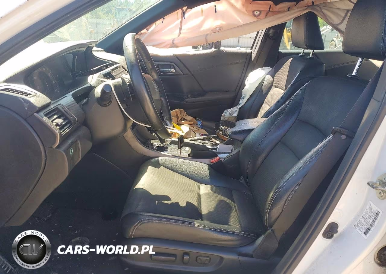 2016 Honda Accord Sport VIN:1HGCR2F51GA067441 - 7