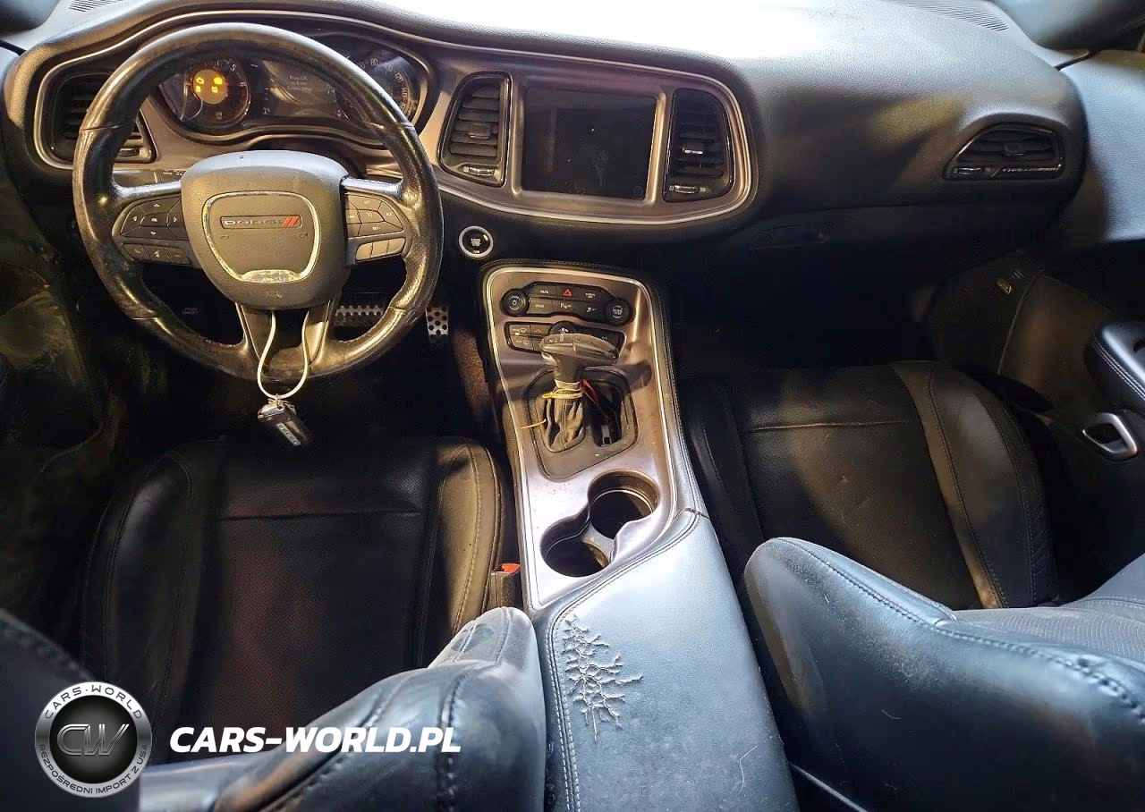 2017 Dodge Challenger Sxt VIN:2C3CDZAG6HH613334 - 8