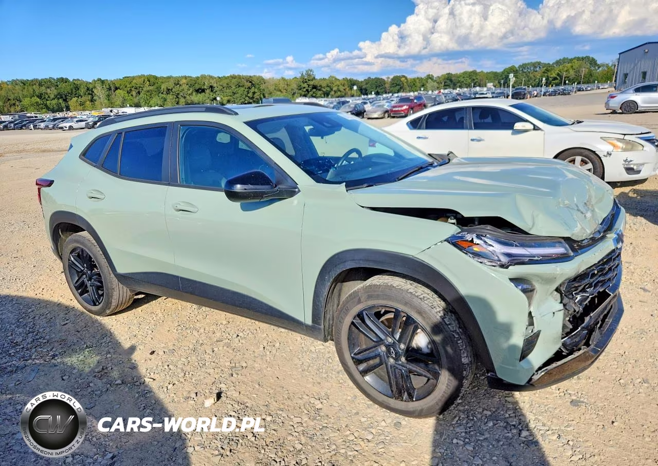 2025 Chevrolet Trax Activ VIN:KL77LKEP8SC151545 - 4