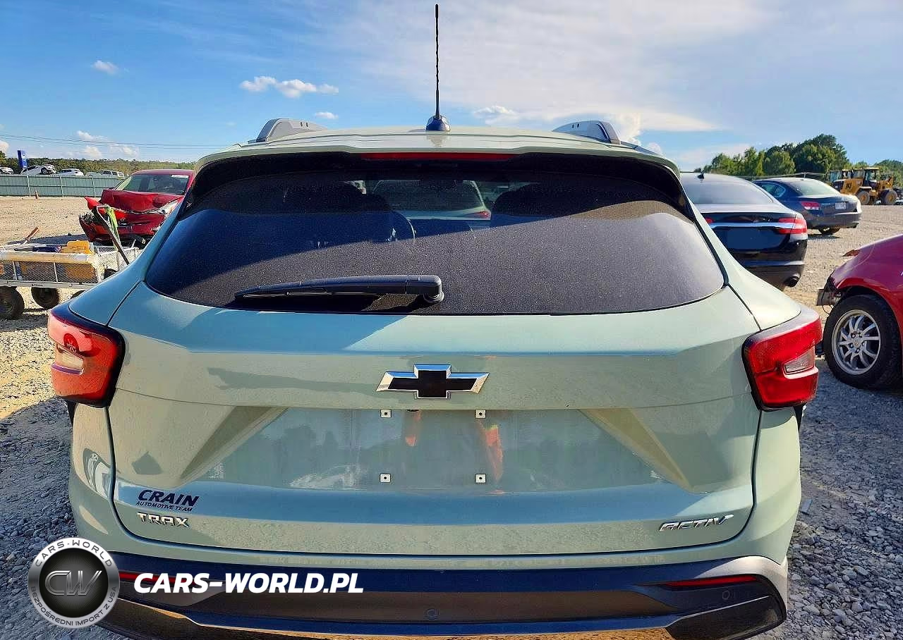 2025 Chevrolet Trax Activ VIN:KL77LKEP8SC151545 - 6