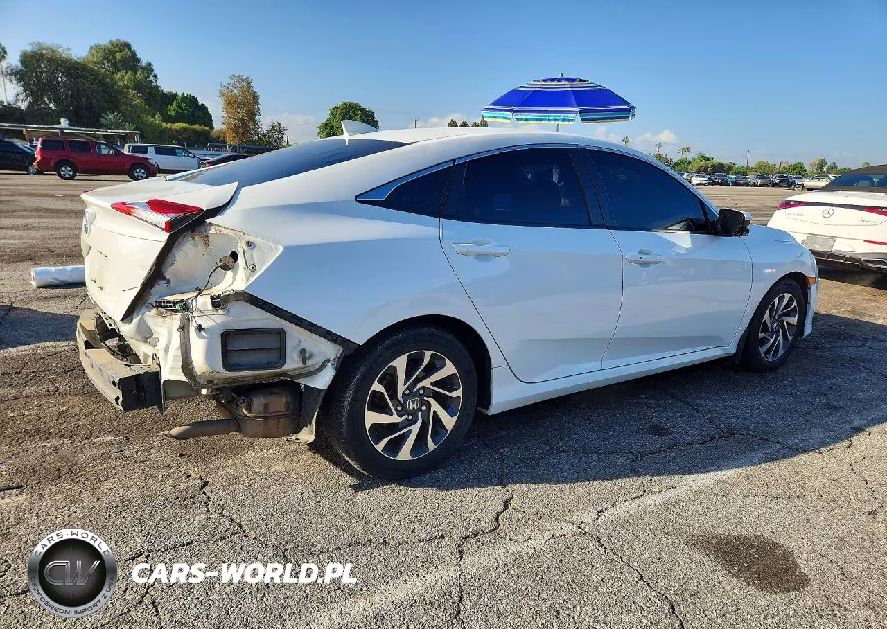 2018 Honda Civic Ex VIN:2HGFC2F72JH529577 - 3
