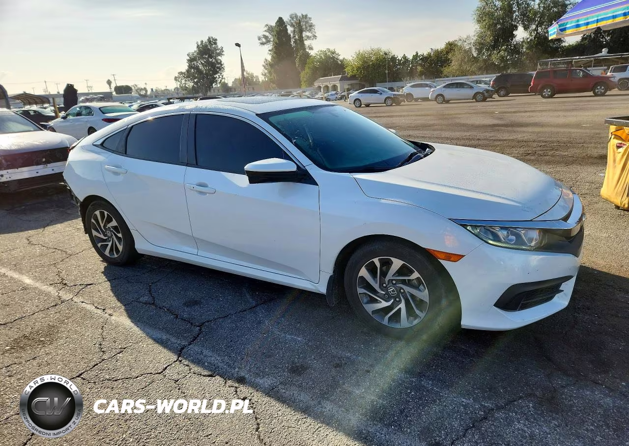 2018 Honda Civic Ex VIN:2HGFC2F72JH529577 - 4