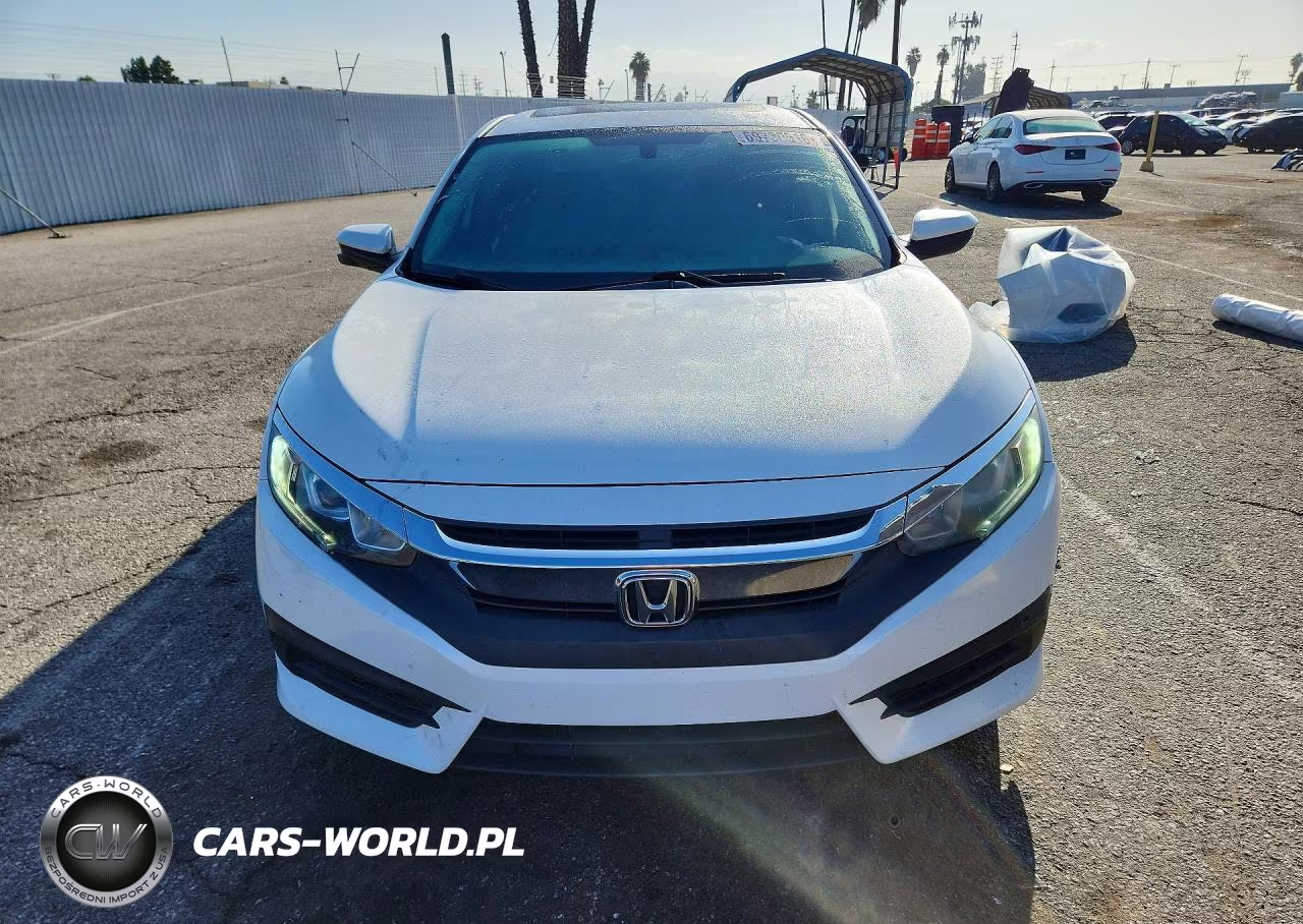 2018 Honda Civic Ex VIN:2HGFC2F72JH529577 - 5