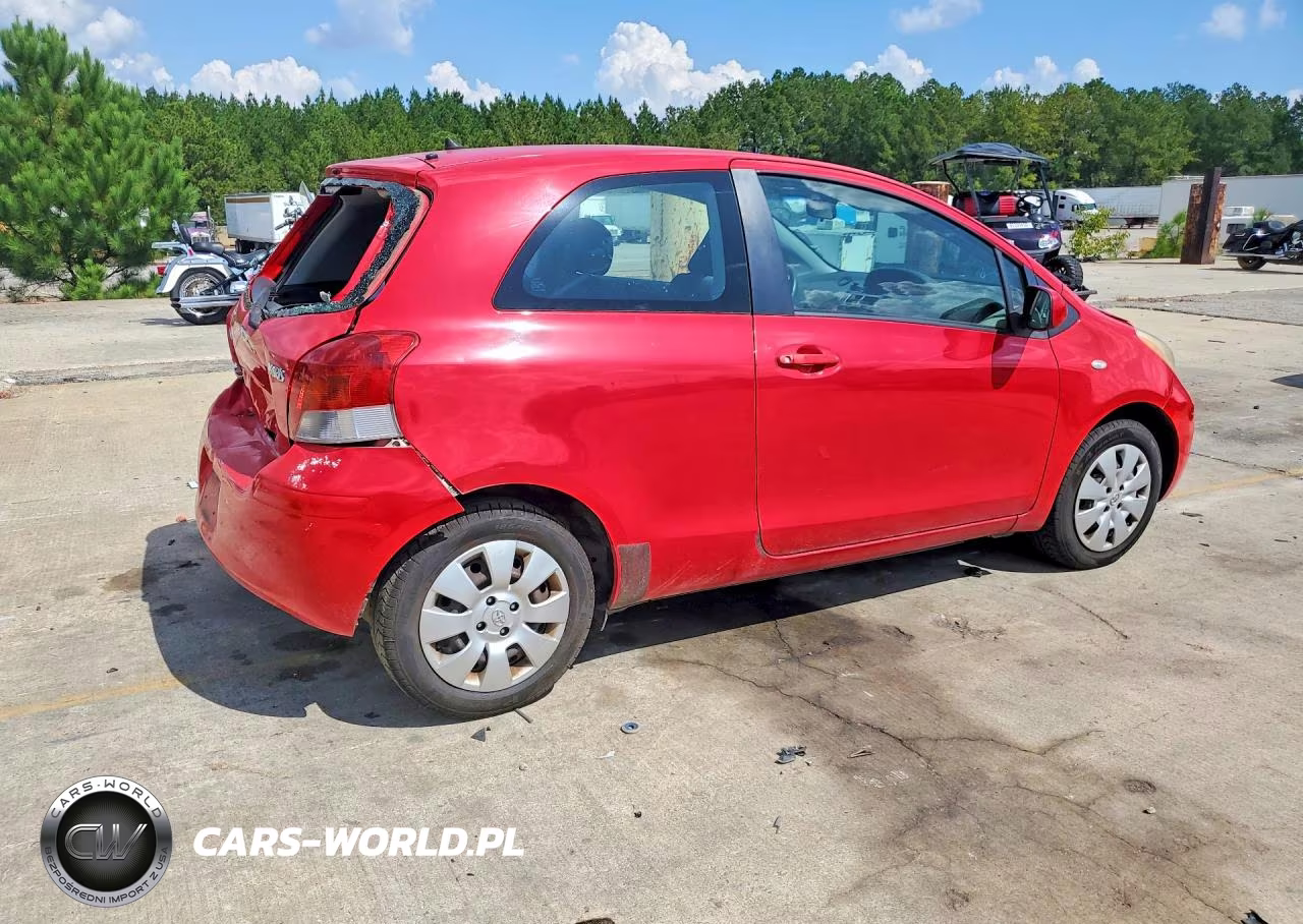 2010 Toyota Yaris Base VIN:JTDJT4K33A5283279 - 3