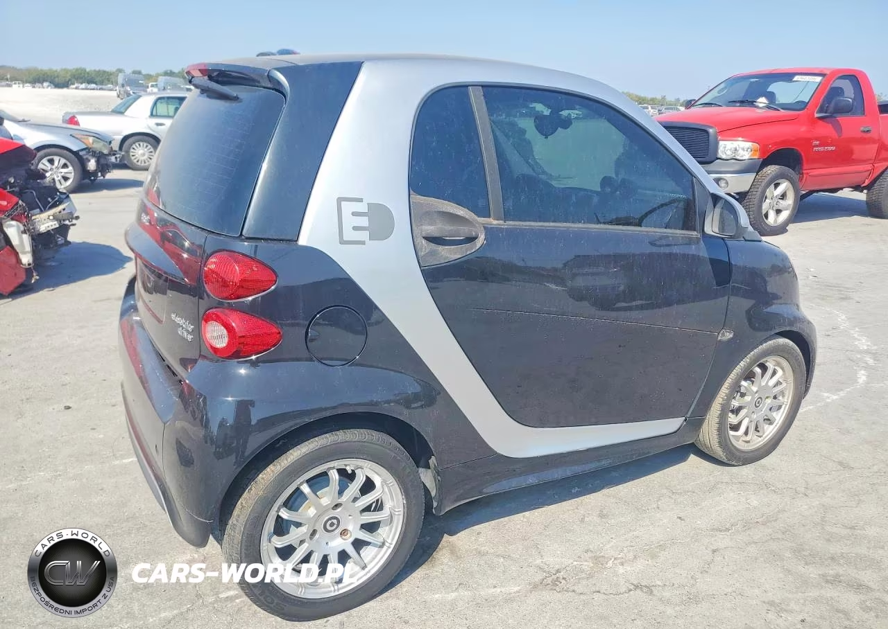 2013 Smart Fortwo VIN:WMEEJ9AA6DK696731 - 3