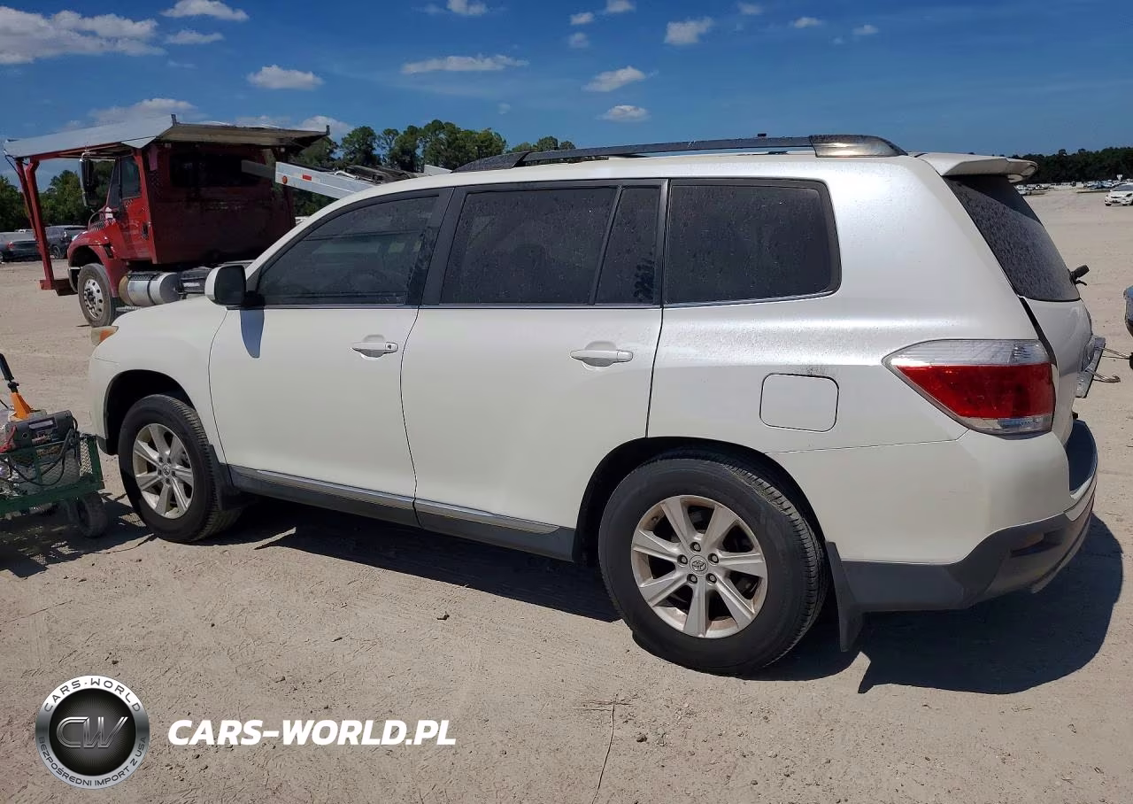 2013 Toyota Highlander Plus VIN:5TDZK3EH9DS090107 - 2