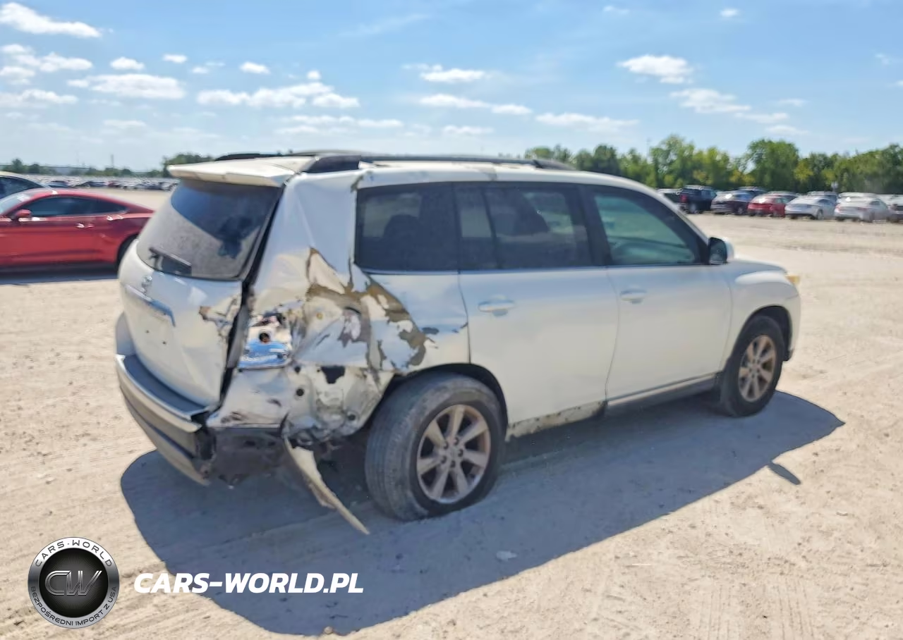 2013 Toyota Highlander Plus VIN:5TDZK3EH9DS090107 - 3