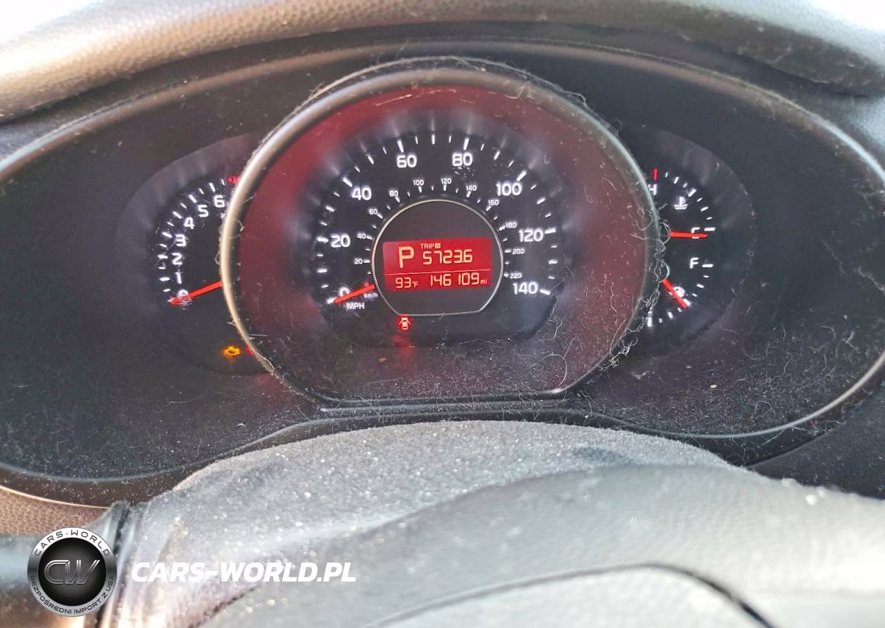 2016 Kia Soul + VIN:KNDJP3A54G7861422 - 9