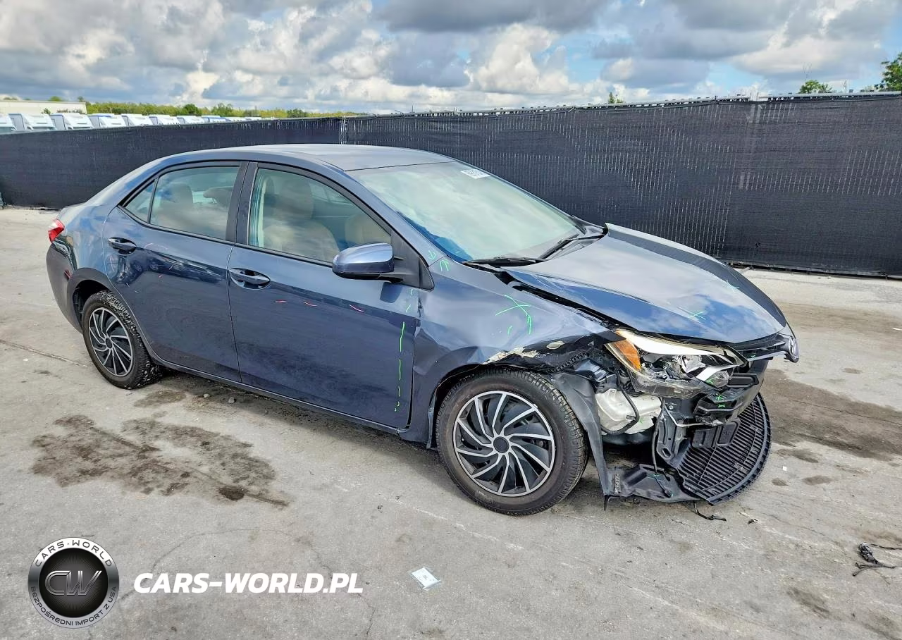 2015 Toyota Corolla Le VIN:2T1BURHE6FC400645 - 4