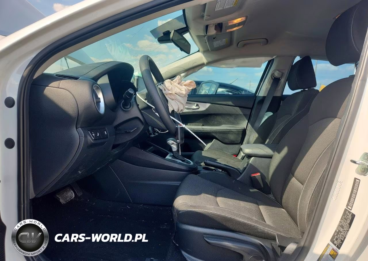 2024 Kia Forte Lxs VIN:3KPF24AD4RE782577 - 7
