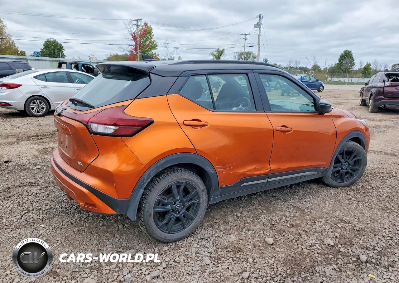 2023 Nissan Kicks Sr VIN:3N1CP5DV6PL490570 - 3