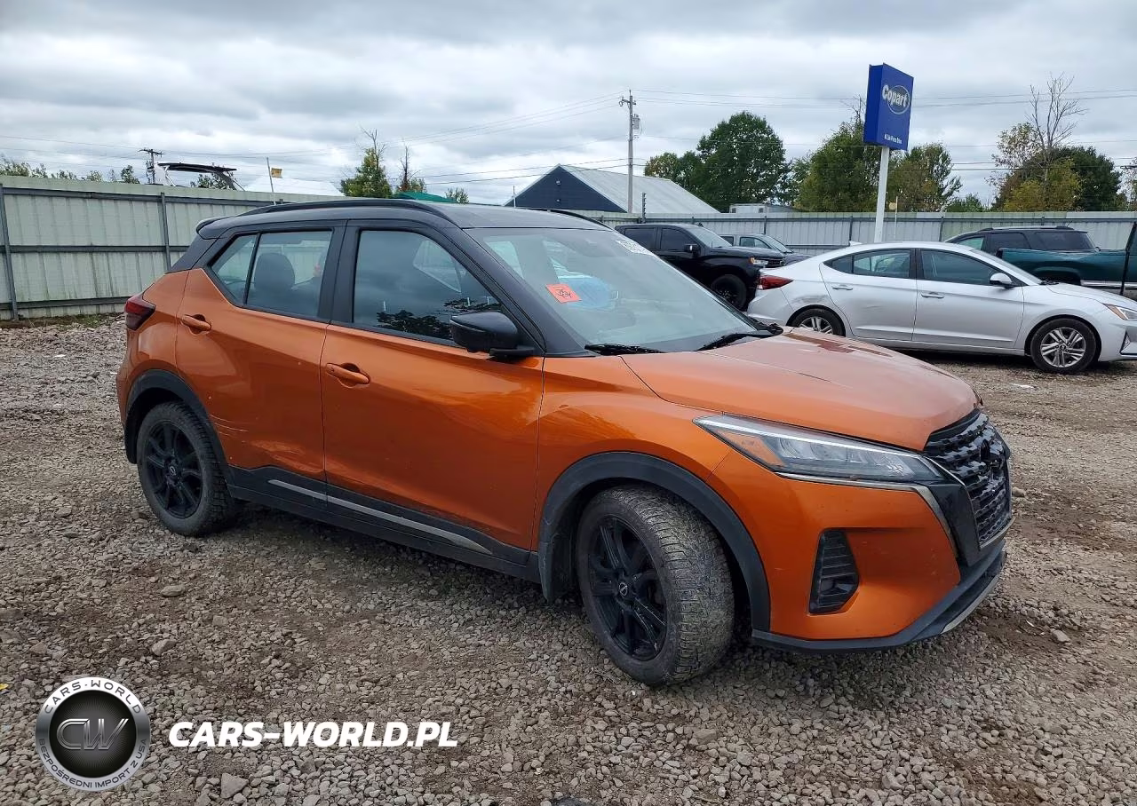 2023 Nissan Kicks Sr VIN:3N1CP5DV6PL490570 - 4