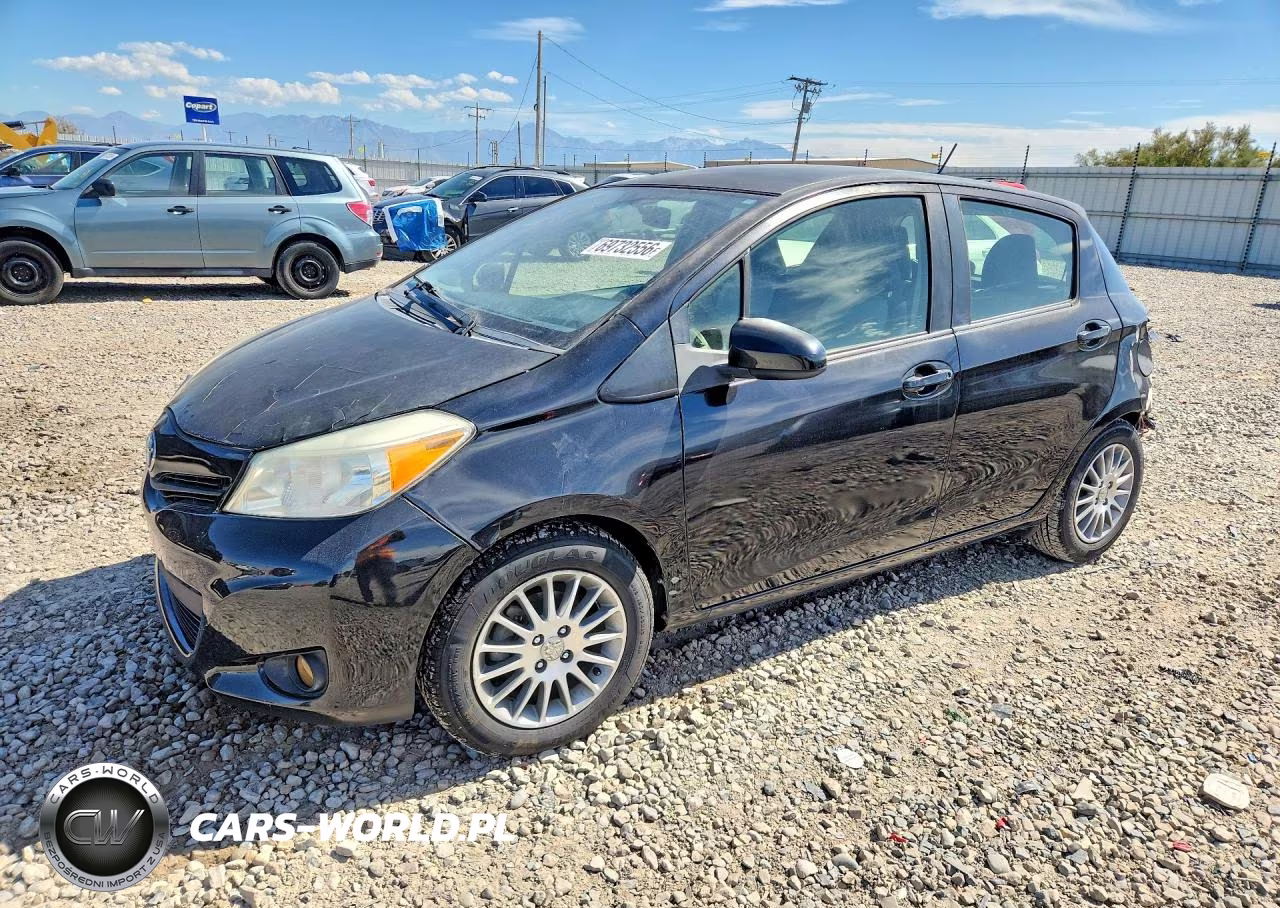 2012 Toyota Yaris 5-Door Le