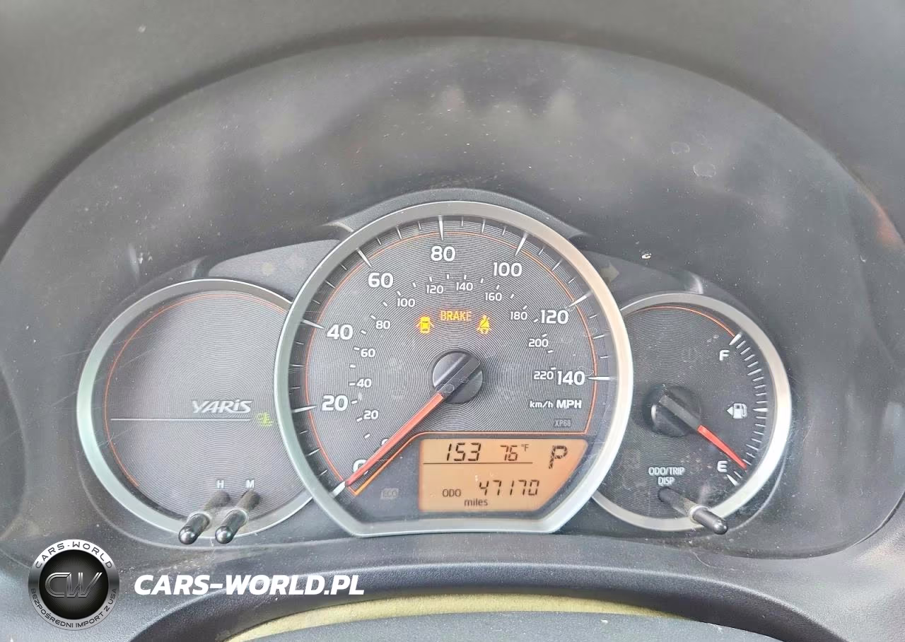 2012 Toyota Yaris 5-Door Le VIN:JTDKTUD3XCD540514 - 9