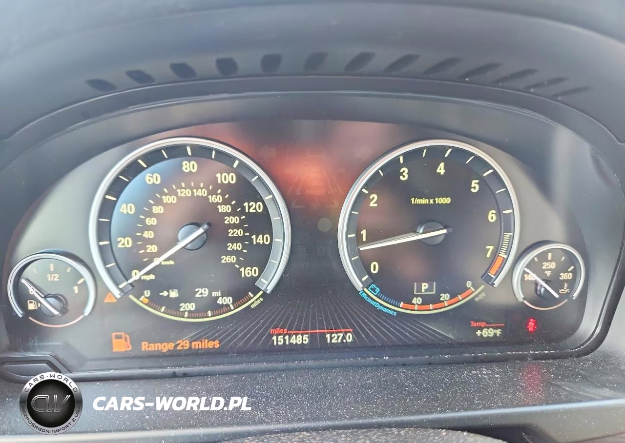 2014 BMW X5 xDrive35I VIN:5UXKR0C57E0H17798 - 9