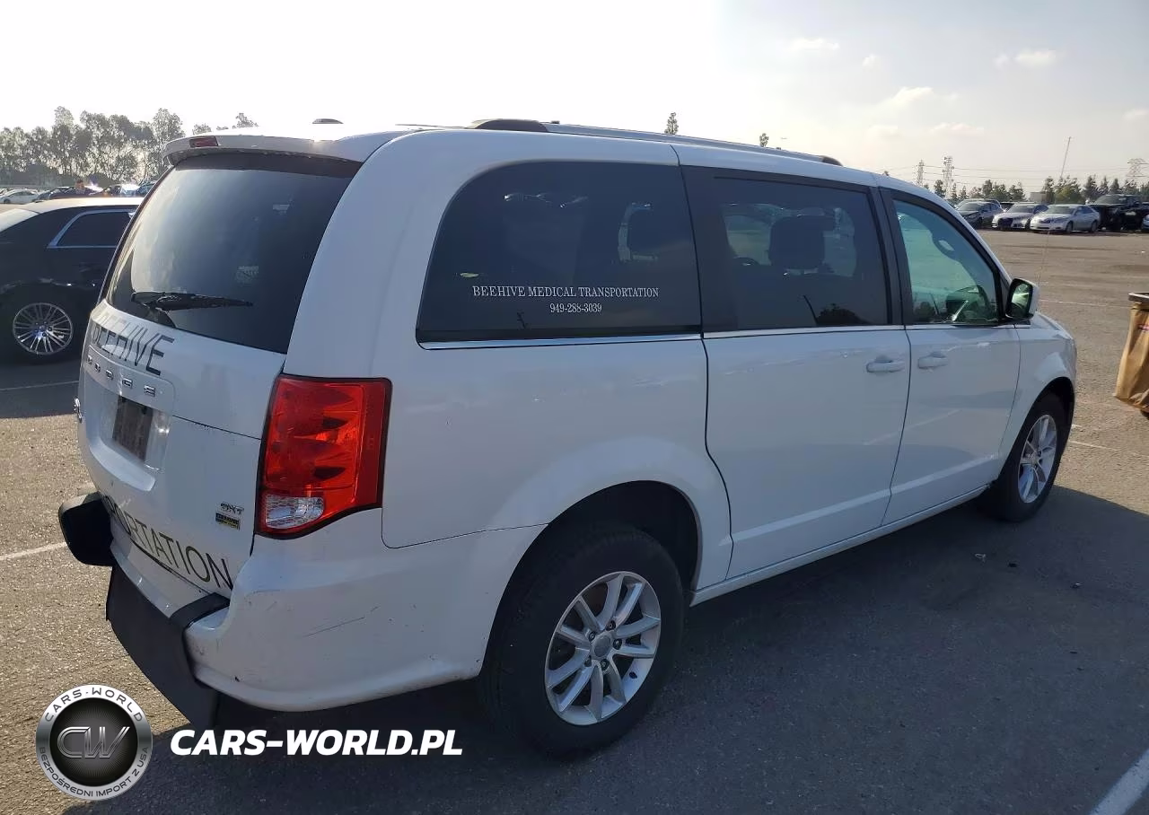 2018 Dodge Grand Caravan Sxt VIN:2C4RDGCG0JR192461 - 3