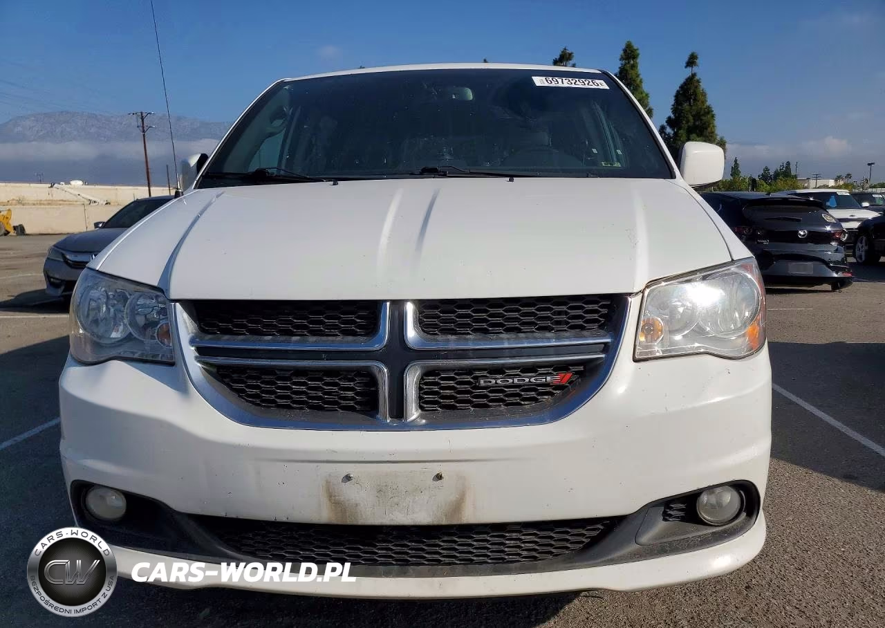 2018 Dodge Grand Caravan Sxt VIN:2C4RDGCG0JR192461 - 5