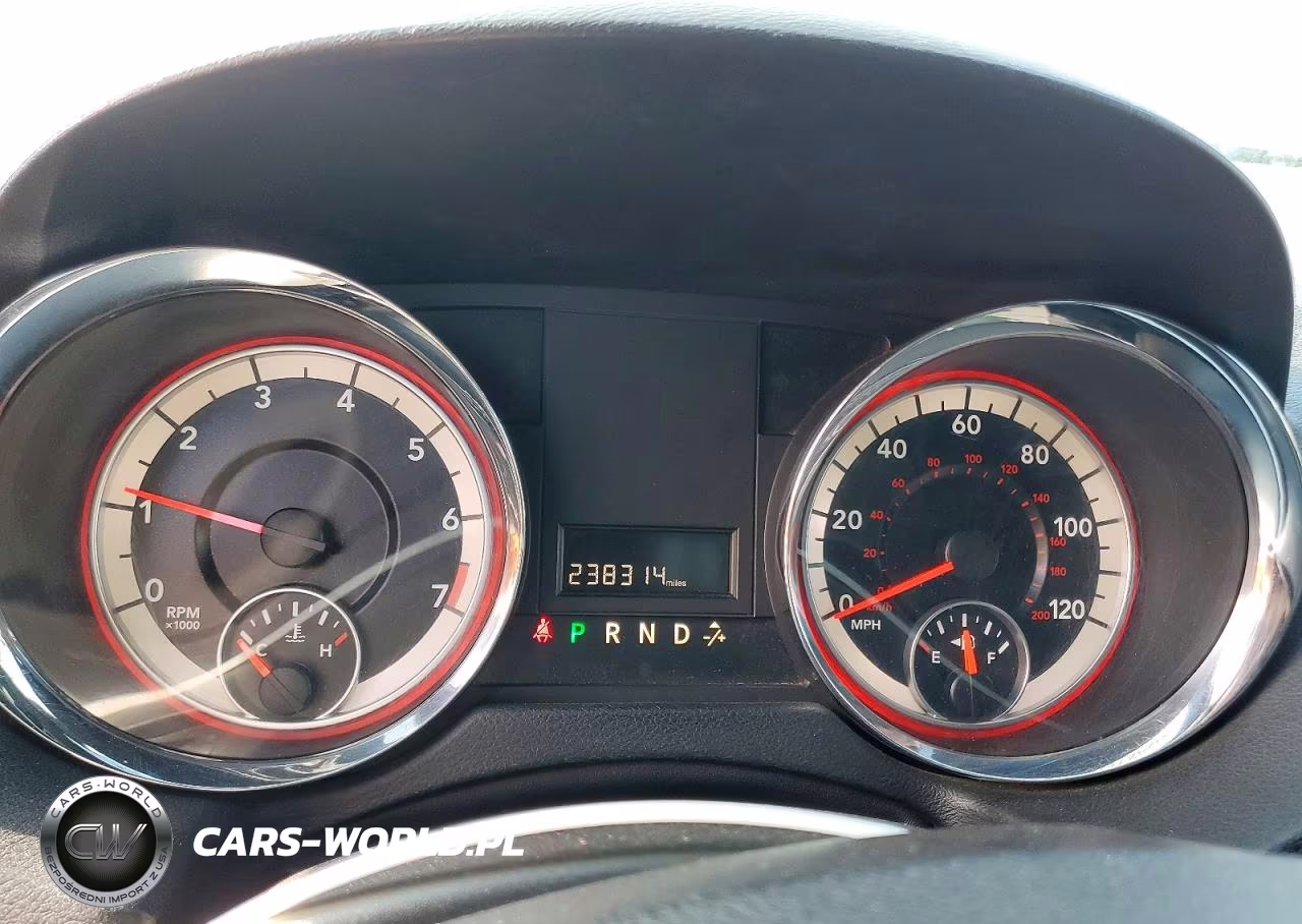 2018 Dodge Grand Caravan Sxt VIN:2C4RDGCG0JR192461 - 9