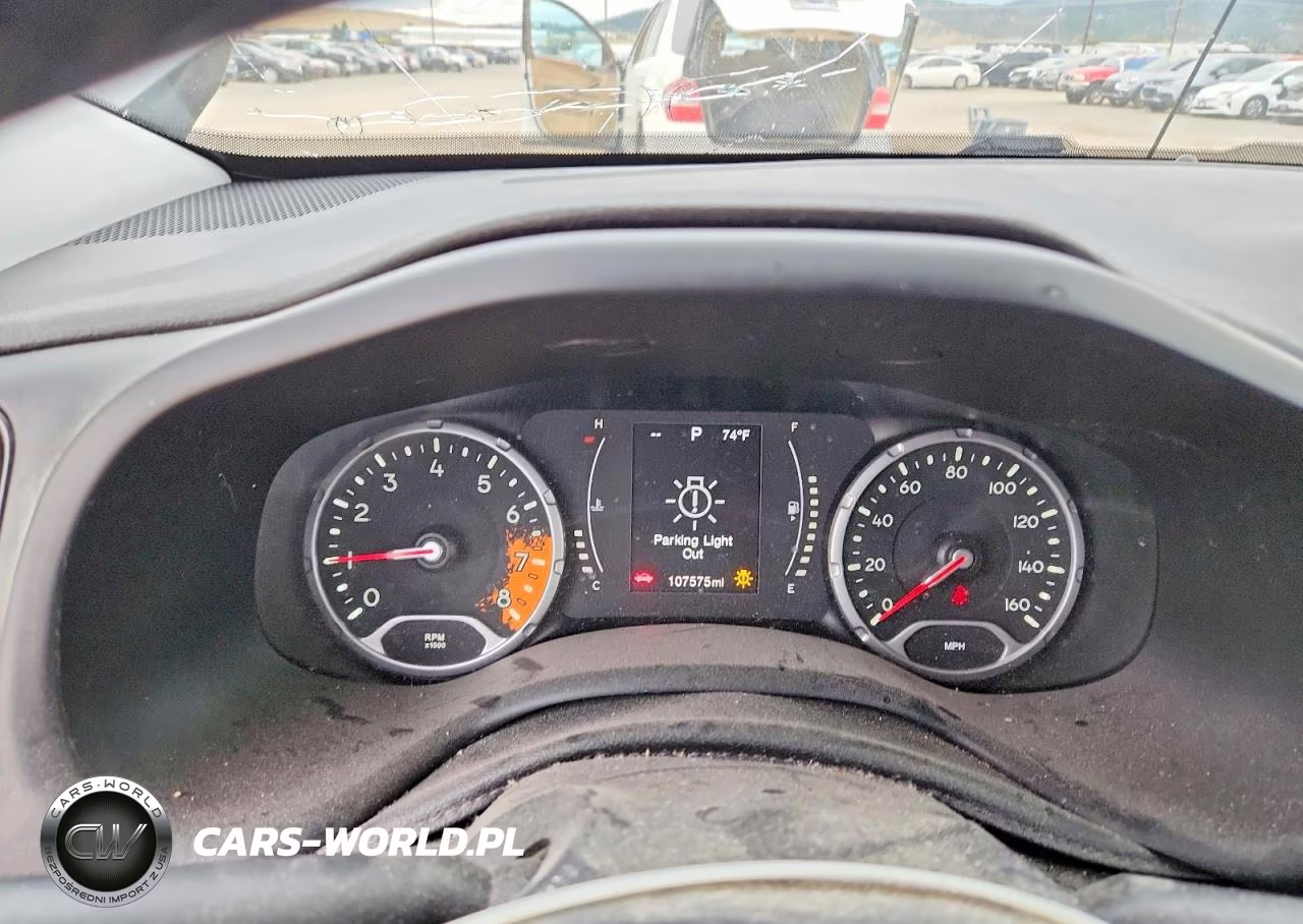 2016 Jeep Renegade Latitude VIN:ZACCJBBT0GPD39472 - 9
