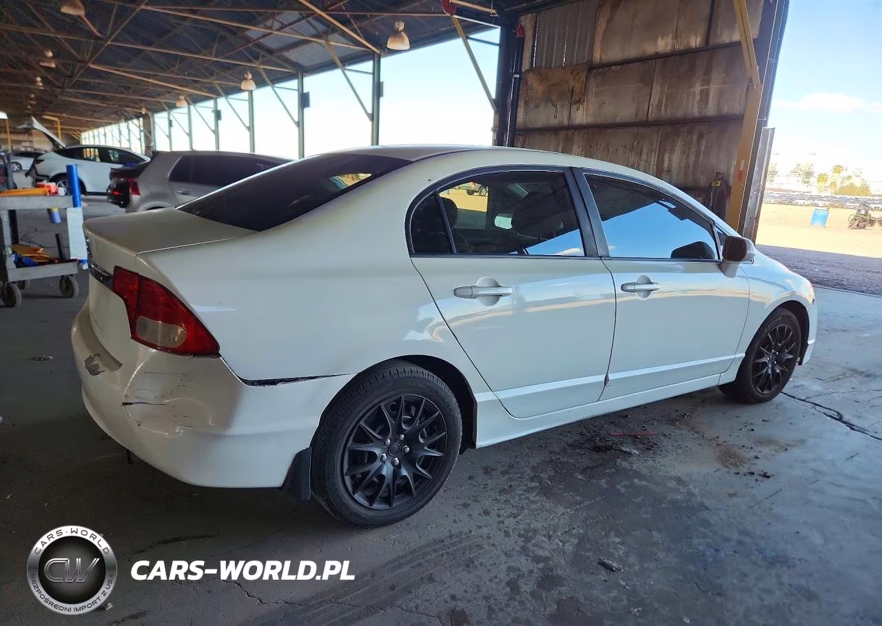 2010 Honda Civic Lx VIN:19XFA1F57AE025681 - 3