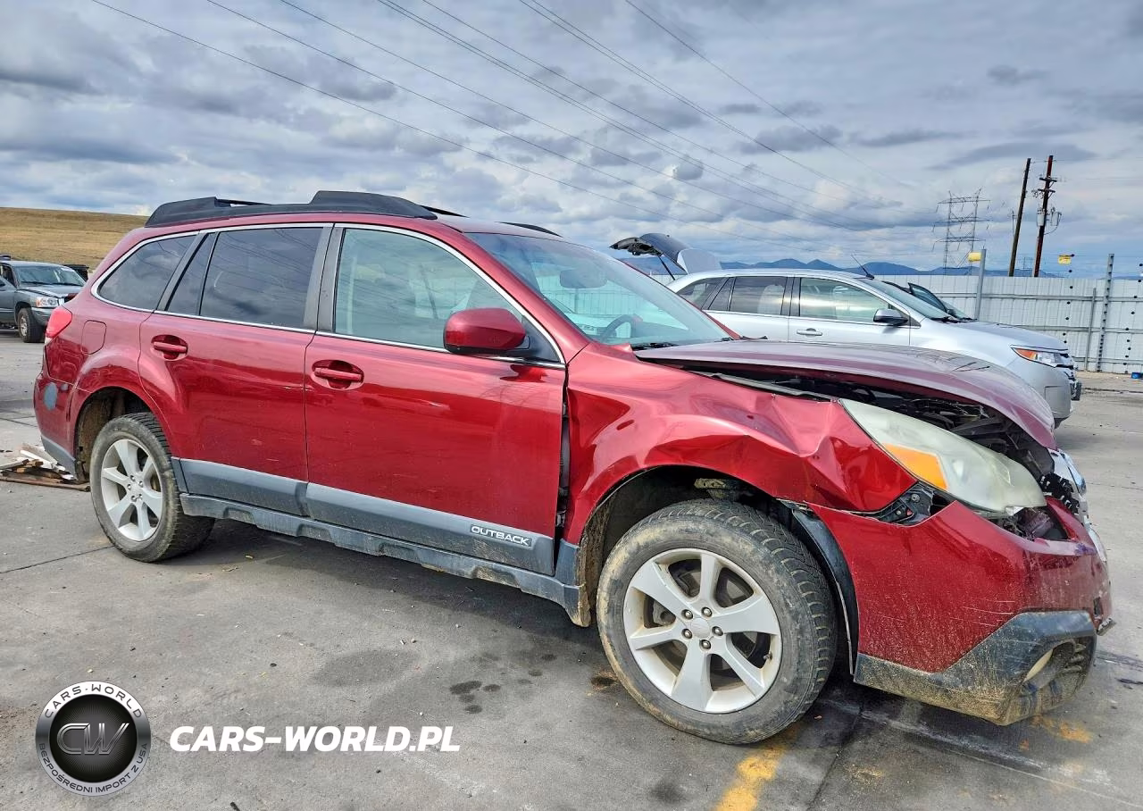 2013 Subaru Outback 2.5I Premium VIN:4S4BRCCC2D3264715 - 4