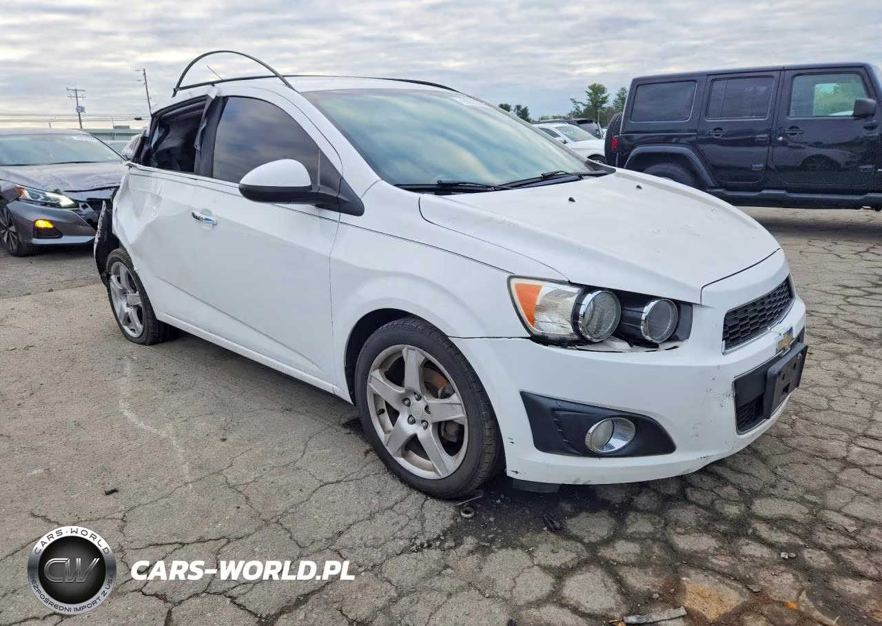 2014 Chevrolet Sonic Ltz VIN:1G1JE6SG2E4141096 - 4