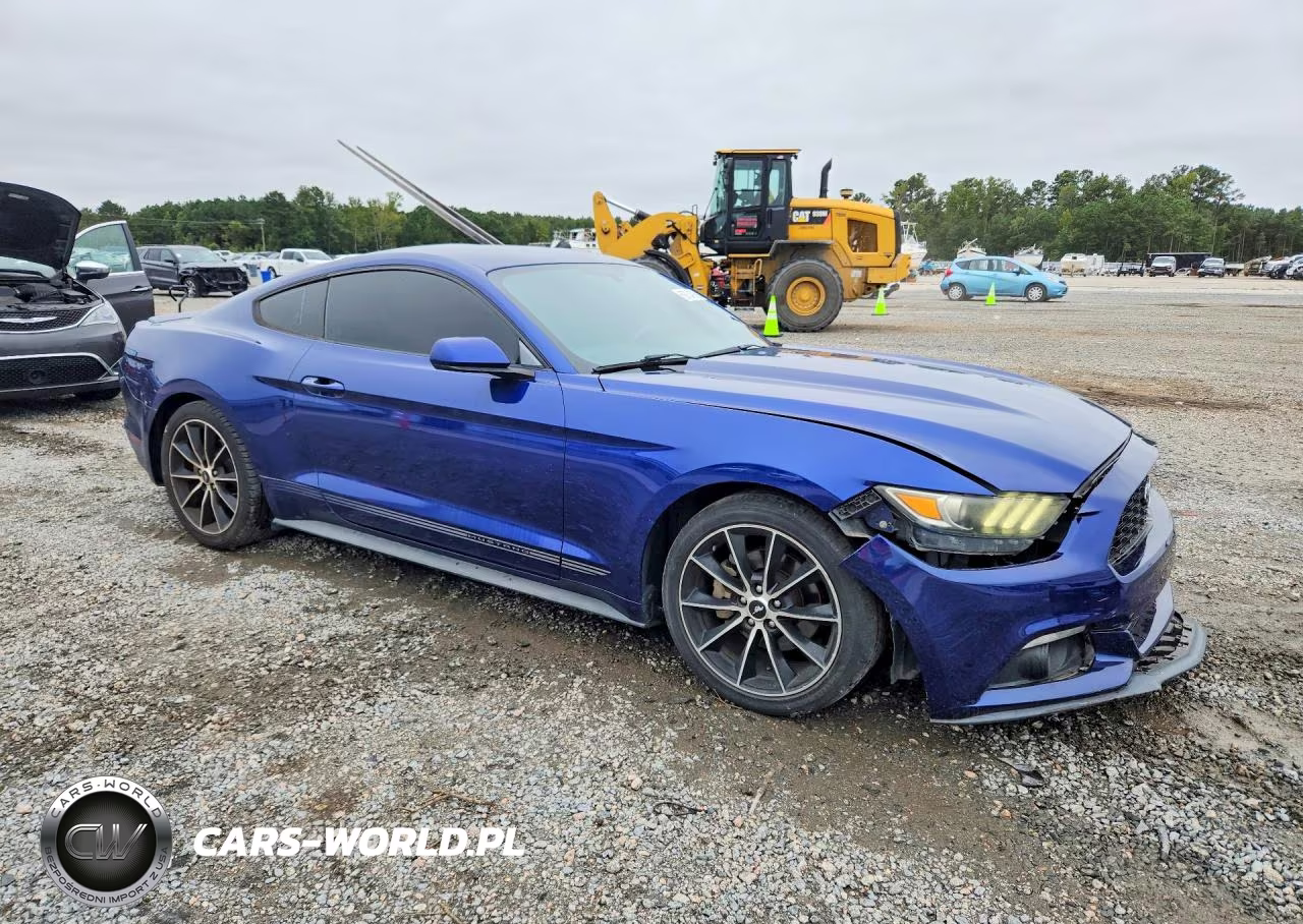 2015 Ford Mustang VIN:1FA6P8TH7F5329043 - 4