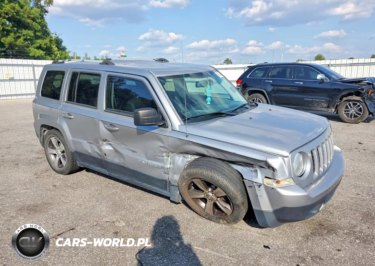 2016 Jeep Patriot Latitude VIN:1C4NJPFA2GD536589 - 4