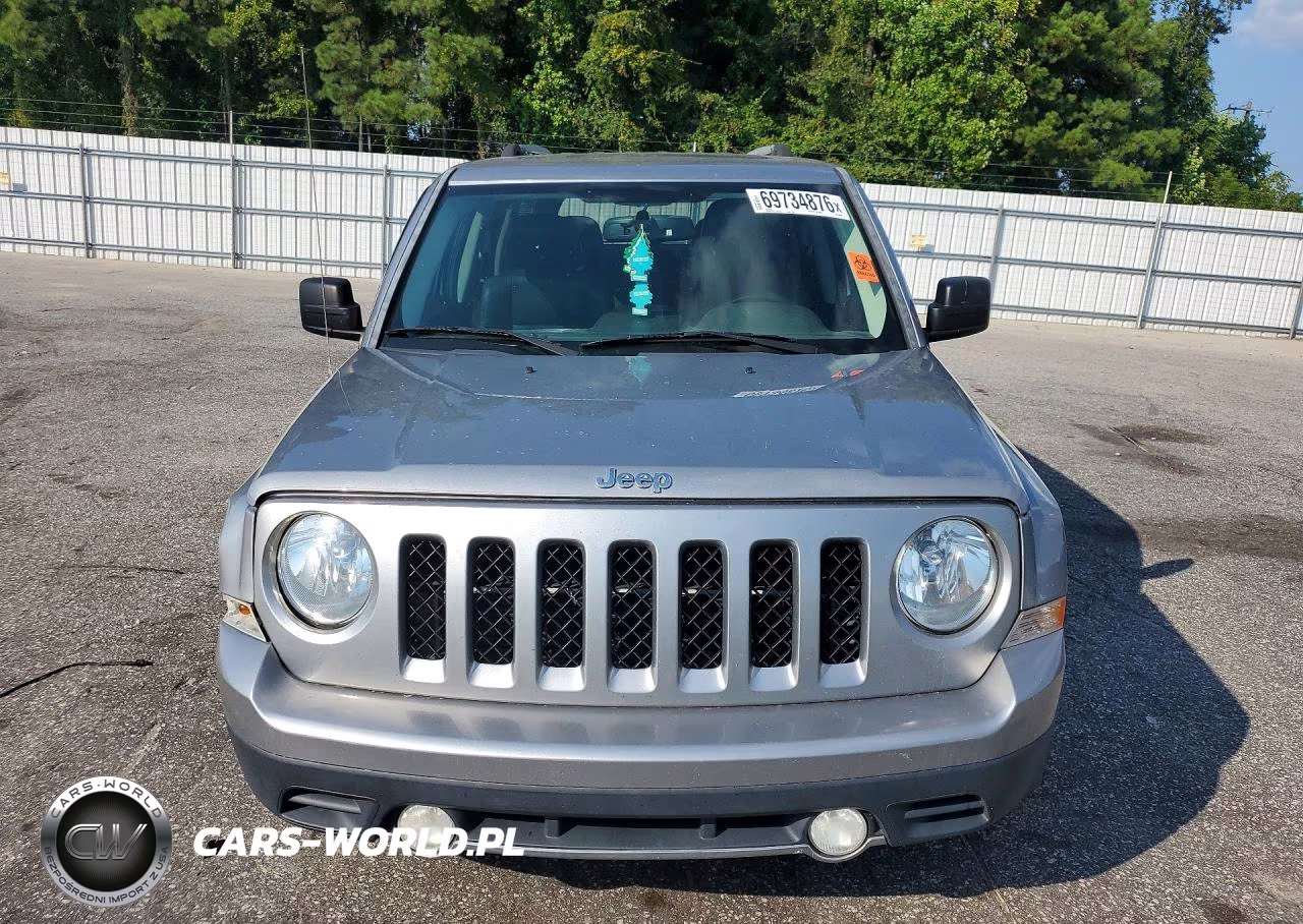 2016 Jeep Patriot Latitude VIN:1C4NJPFA2GD536589 - 5