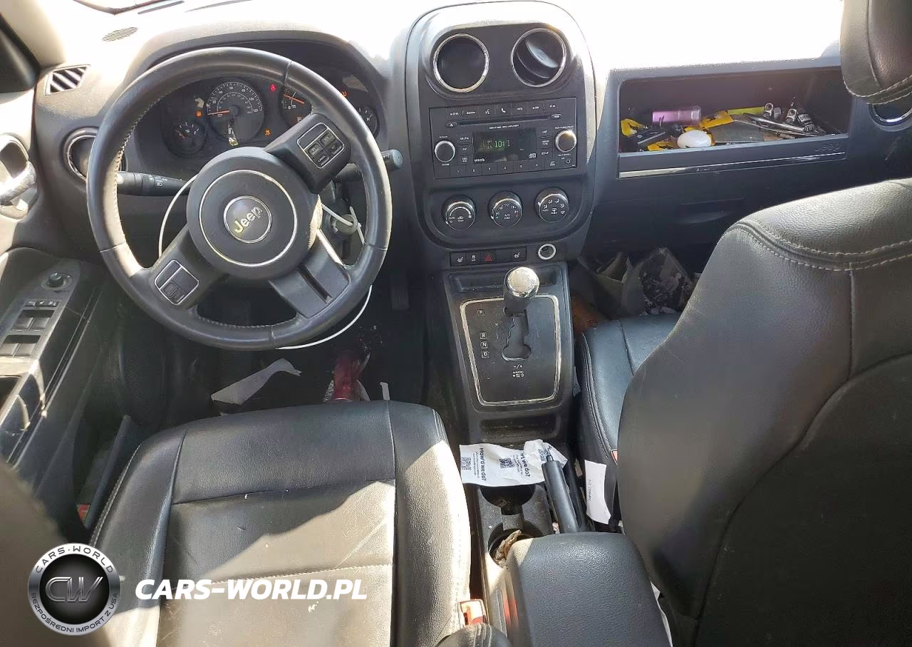 2016 Jeep Patriot Latitude VIN:1C4NJPFA2GD536589 - 8