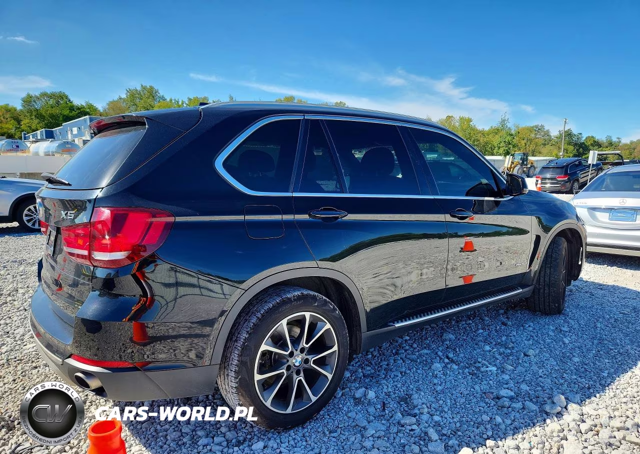 2017 BMW X5 xDrive35I VIN:5UXKR0C36H0V77792 - 3