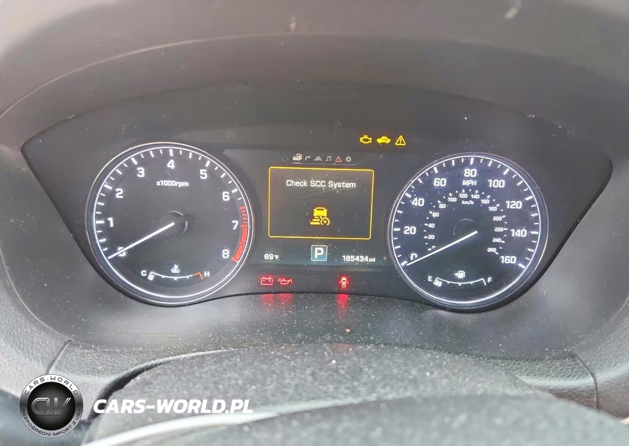 2016 Hyundai Genesis 3.8L VIN:KMHGN4JE4GU113465 - 9