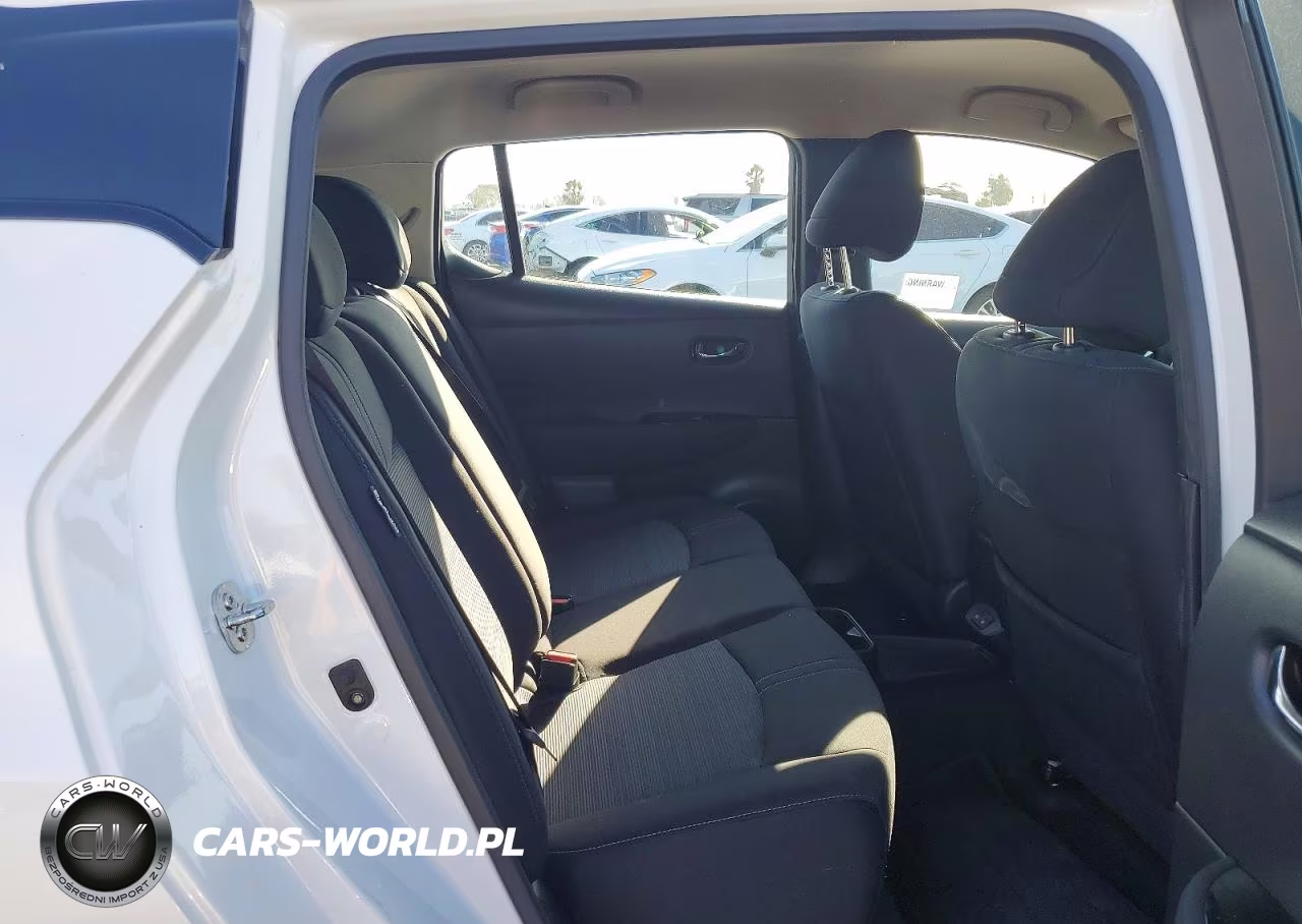 2025 Nissan Leaf Sv Plus VIN:1N4CZ1CV9SC558100 - 11