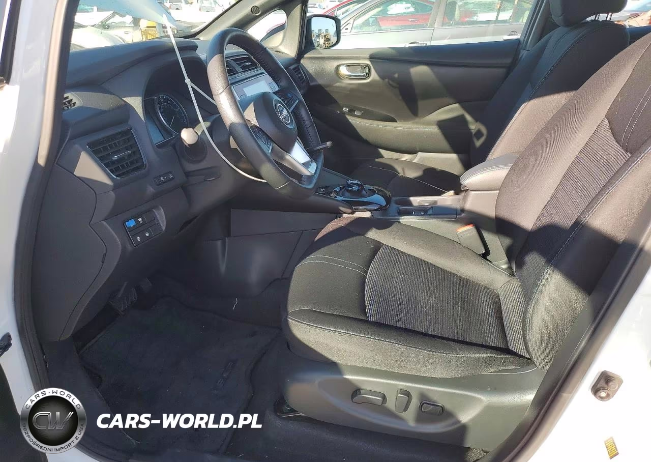 2025 Nissan Leaf Sv Plus VIN:1N4CZ1CV9SC558100 - 7