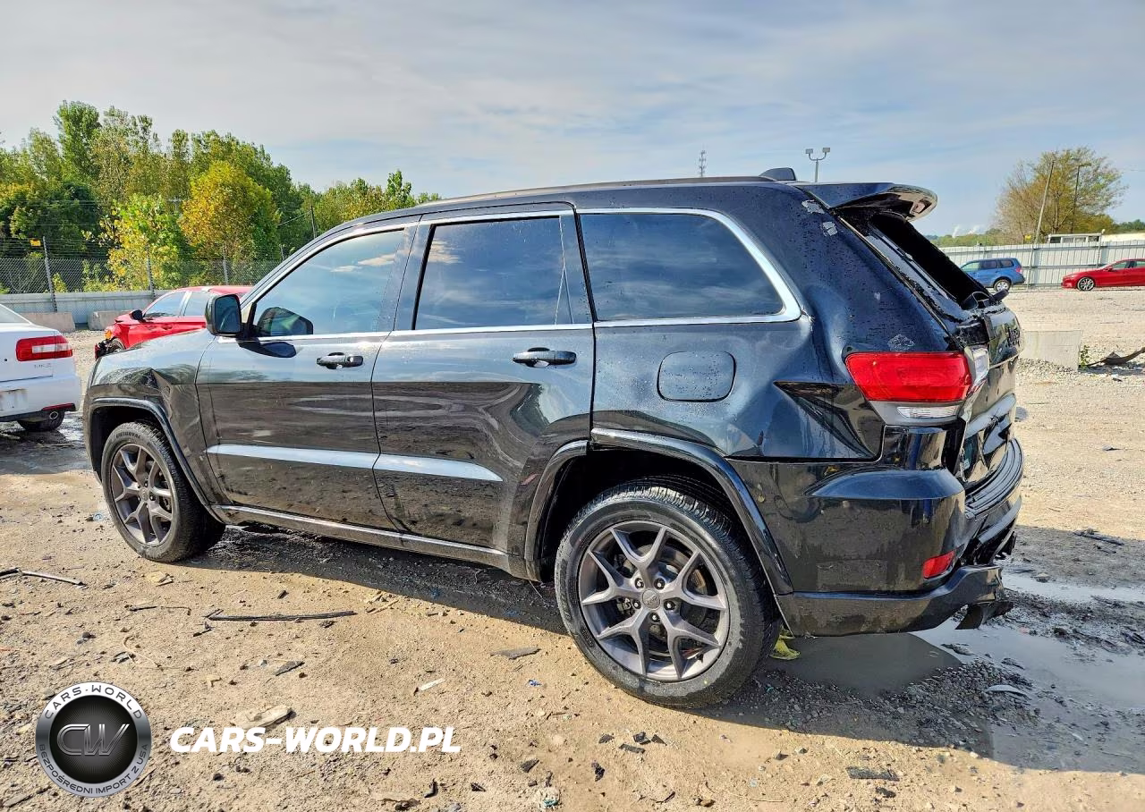 2014 Jeep Grand Cherokee Laredo VIN:1C4RJFAG5EC571590 - 2