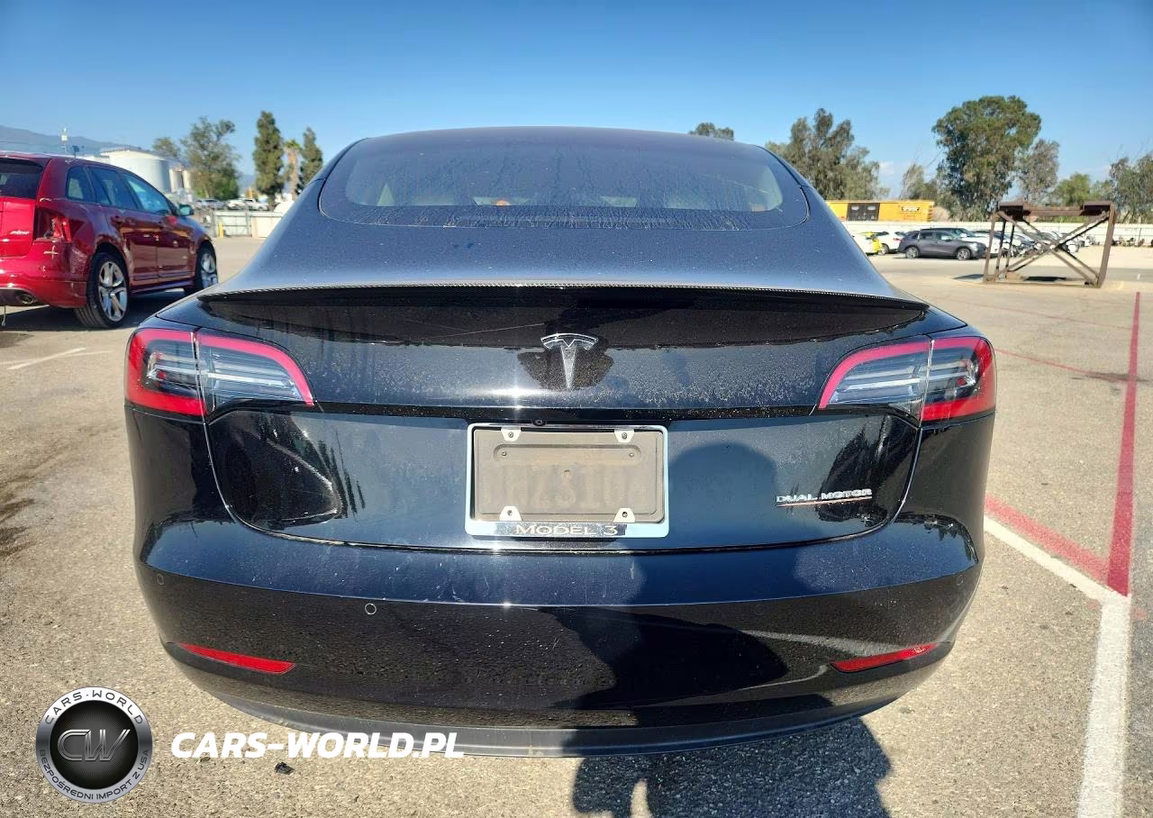 2018 Tesla Model 3 VIN:5YJ3E1EB7JF083833 - 6