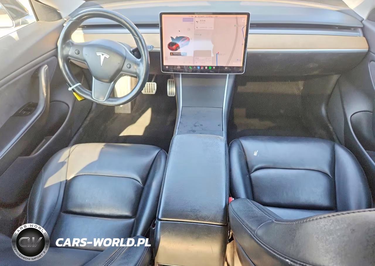 2018 Tesla Model 3 VIN:5YJ3E1EB7JF083833 - 8