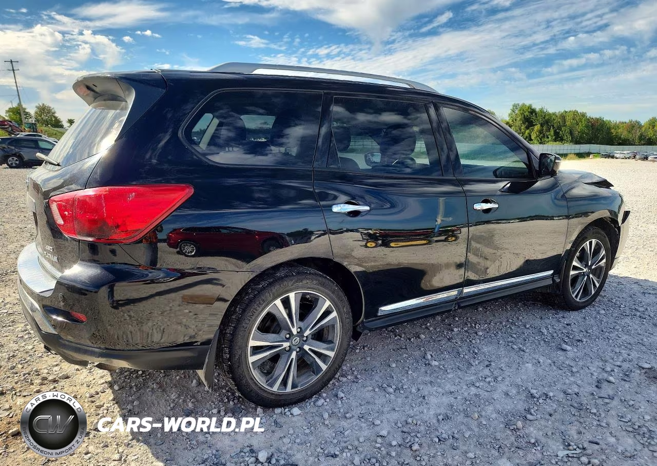 2018 Nissan Pathfinder Platinum VIN:5N1DR2MM4JC652700 - 3