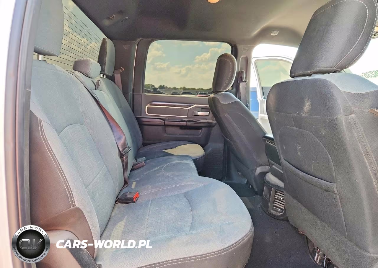 2021 Ram 2500 Big Horn VIN:3C6UR5DL0MG656264 - 10