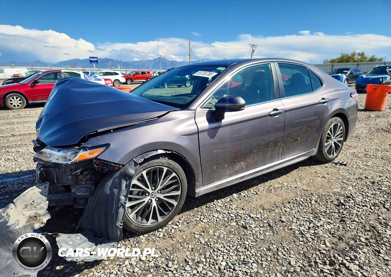 2020 Toyota Camry Se